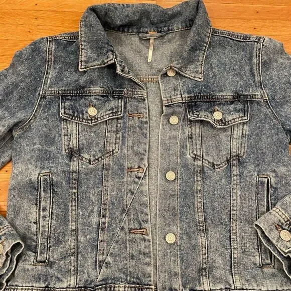 Free People denim jacket - Picture 3 of 5